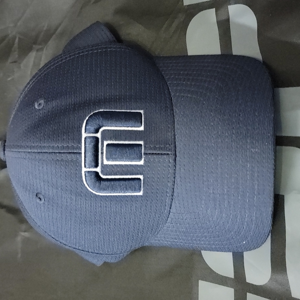 Mens Travis Mathew flexfit hat